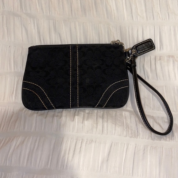 COACH WRISTLET - Picture 1 of 3